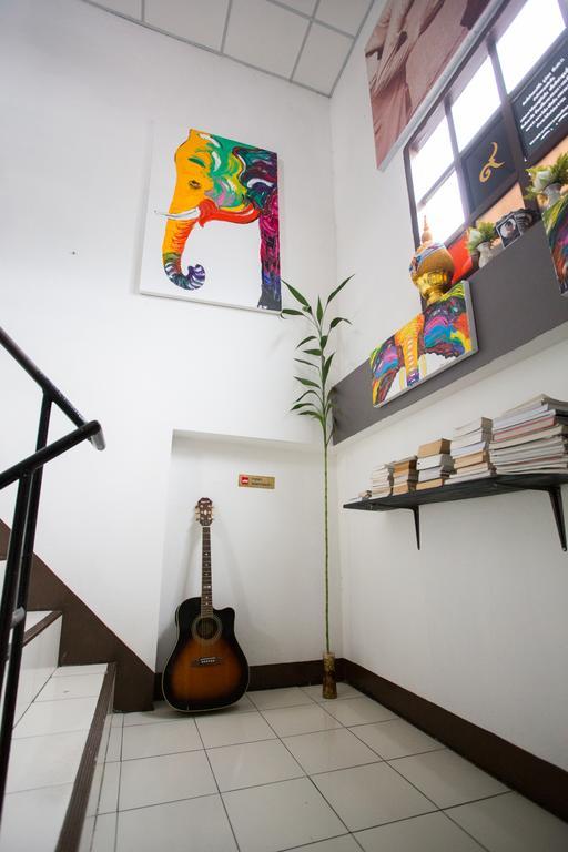 Zzhouse Hotel 2*