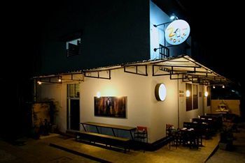 Zzhouse Hotel 2*